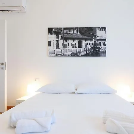 Primopiano - Novara 公寓 *